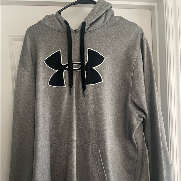 Under Armour Other - Under Armour Hoodie